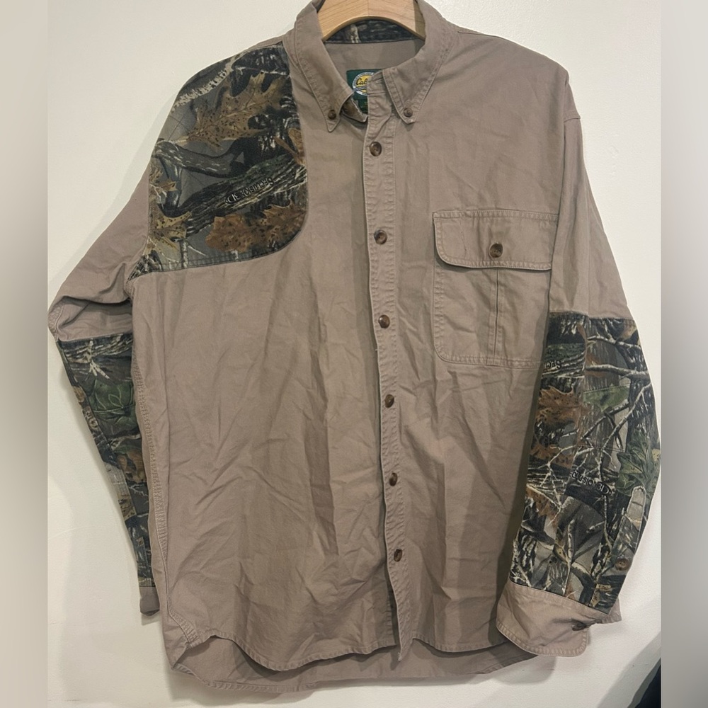VTG Cabelas Shooting Shirt Camo Patched Button Up Hunting Top Mens Sz Large Reg